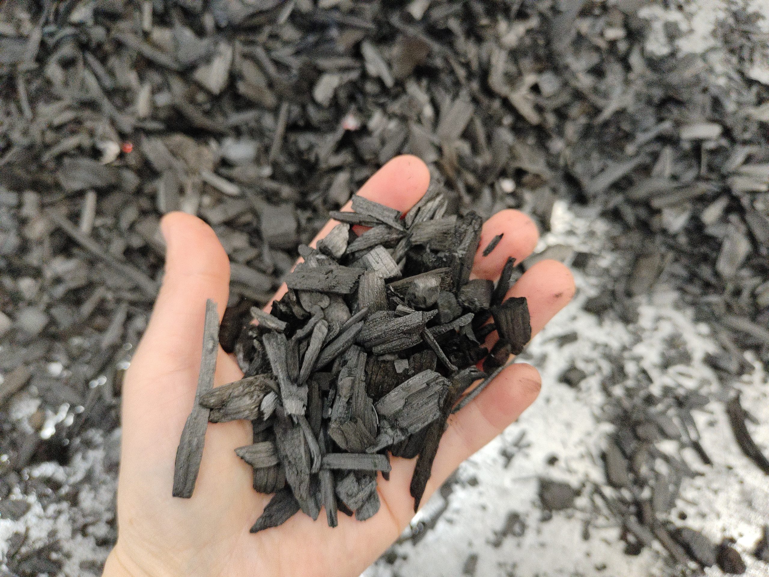 After the wood chips have been carbonized