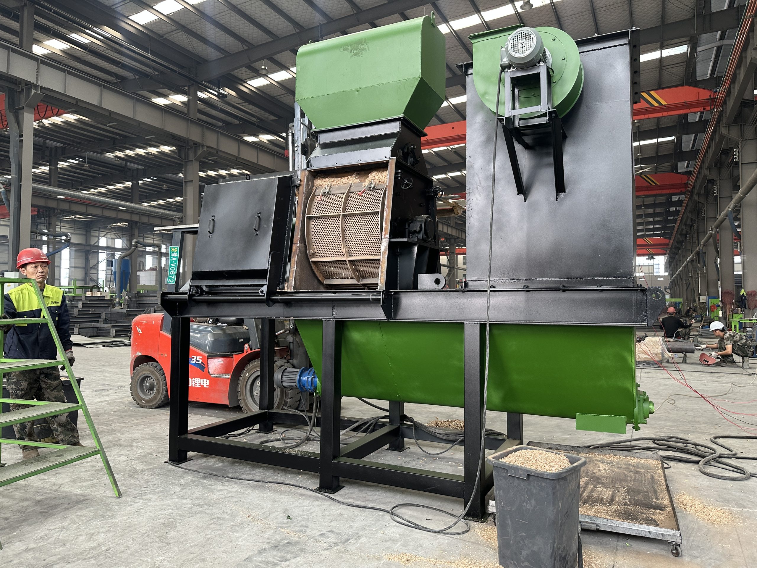 Industrial Water-Drop Hammer Mill Wood & Biomass Crusher